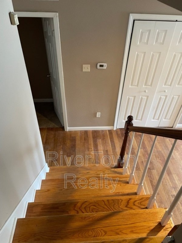 Come And See This Spacious Home!! property image