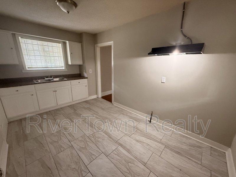 719 Berclair Rd property image