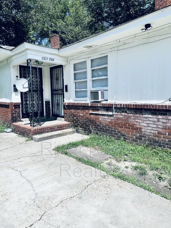 3364 Rosamond Ave property image