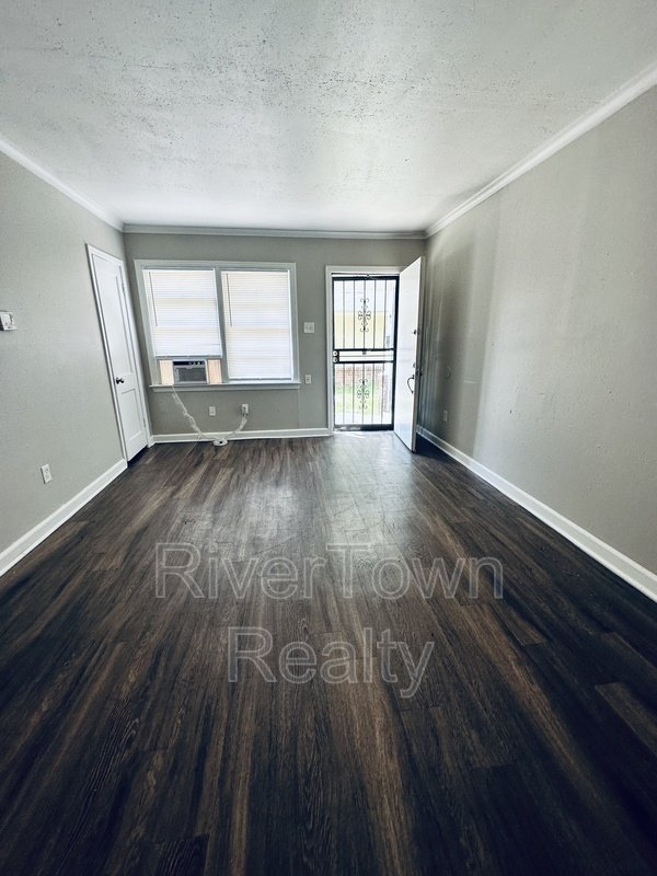 3364 Rosamond Ave property image