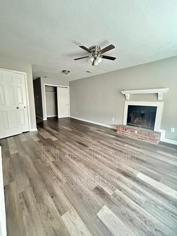 3552 Christine Rd property image