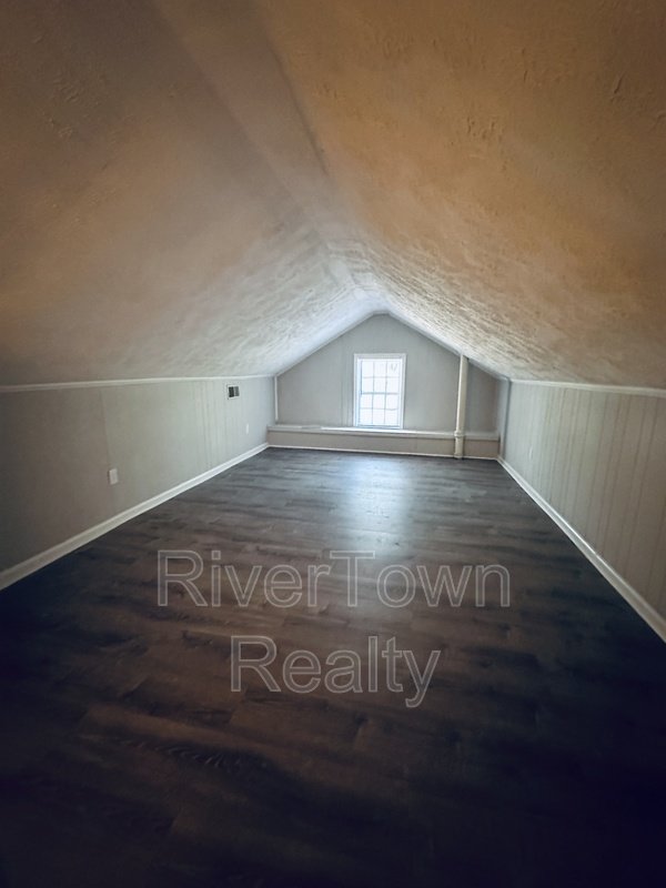 SECTION 8 Home AVAILABLE NOW. property image