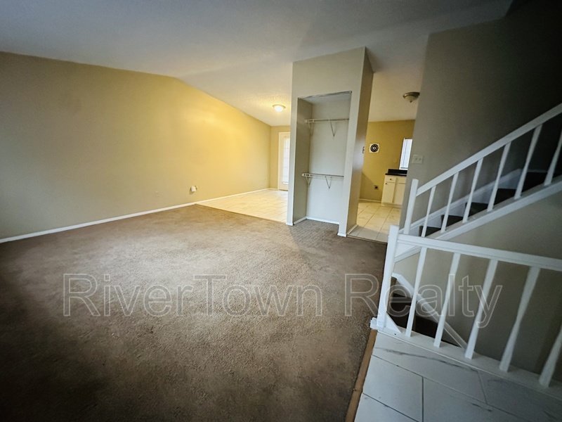 4328 Park Forest Dr property image