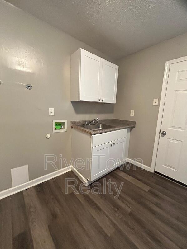 3020 Sinclair Street property image