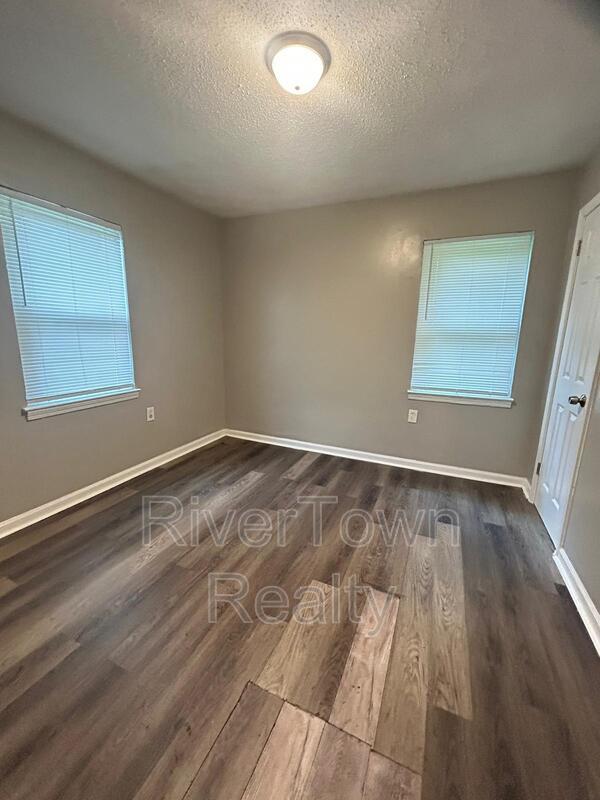 3020 Sinclair Street property image
