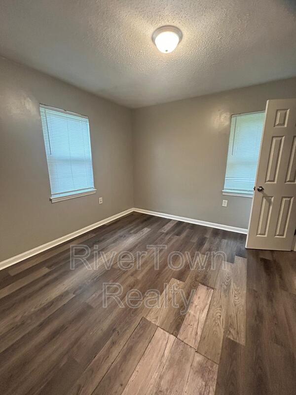 3020 Sinclair Street property image