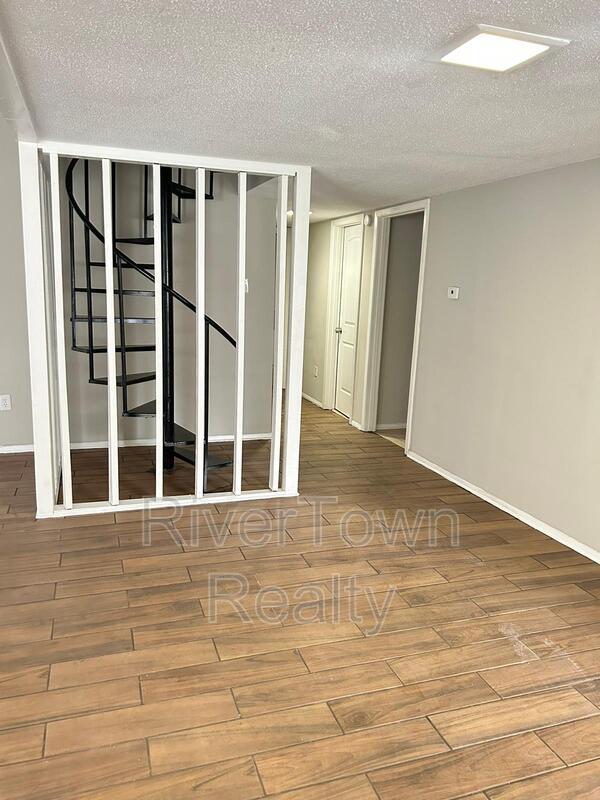 3366 Fairbanks St property image