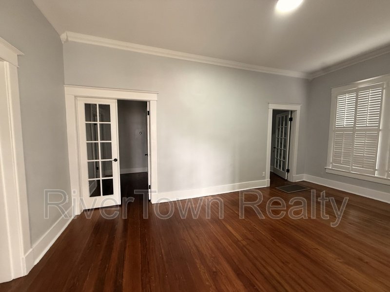 2184 Cowden Ave property image