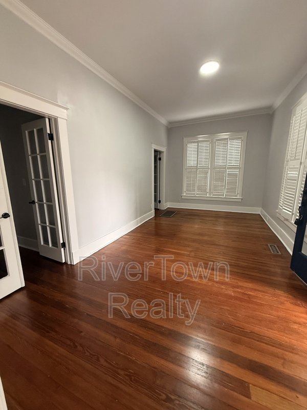 2184 Cowden Ave property image