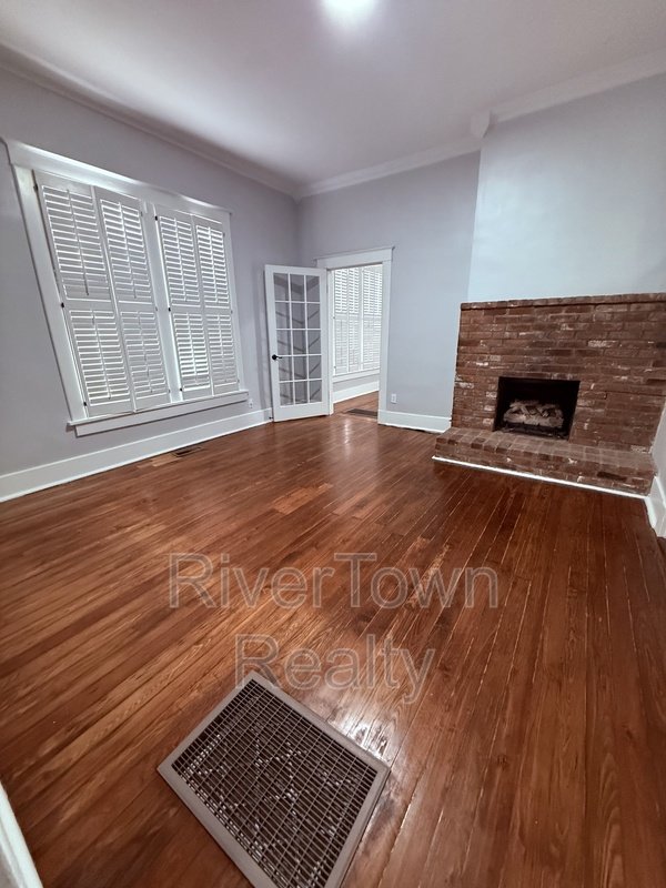 2184 Cowden Ave property image