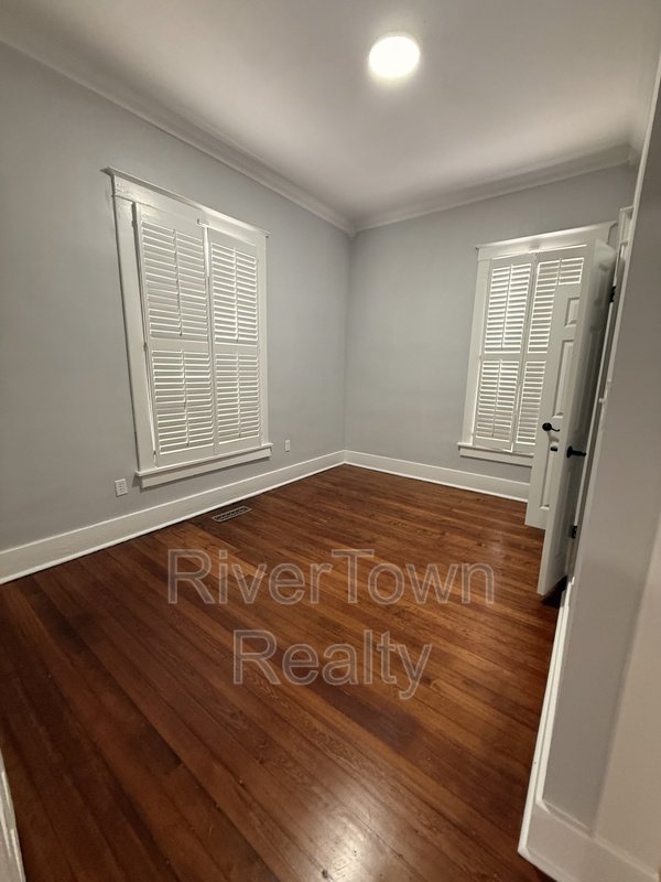 2184 Cowden Ave property image