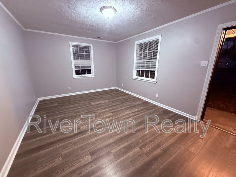 504 Philwood Cv Frnt property image