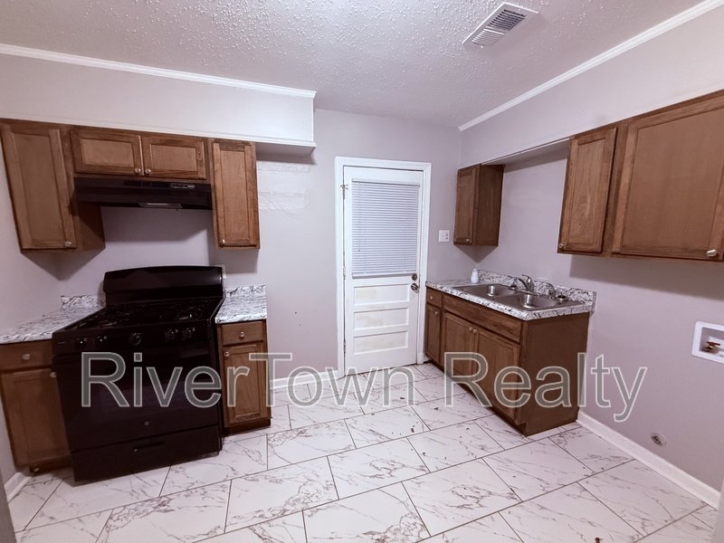 504 Philwood Cv Frnt property image