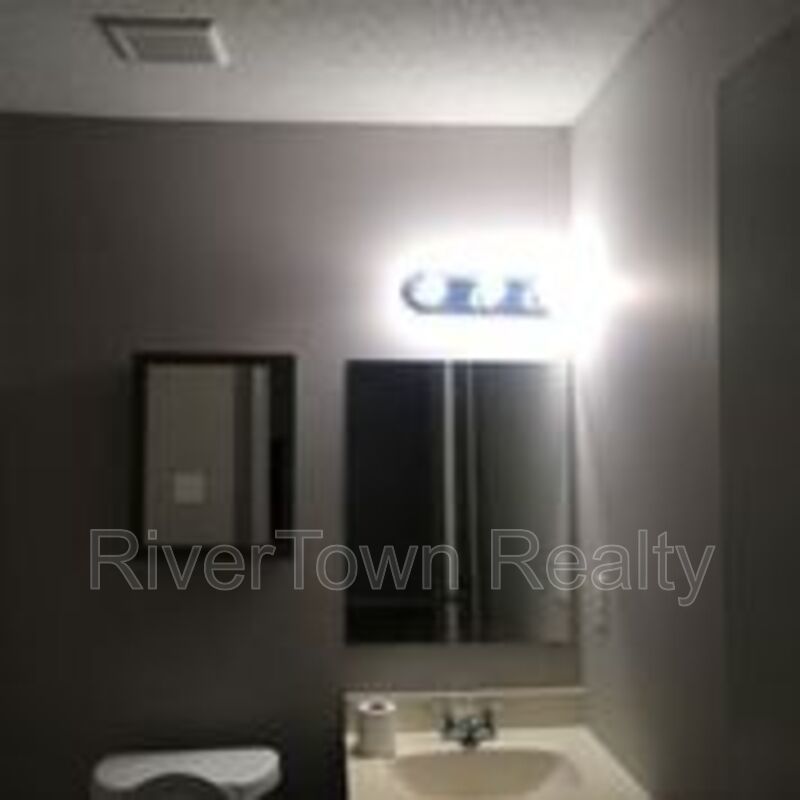 Great Condo In Quiet Area property image