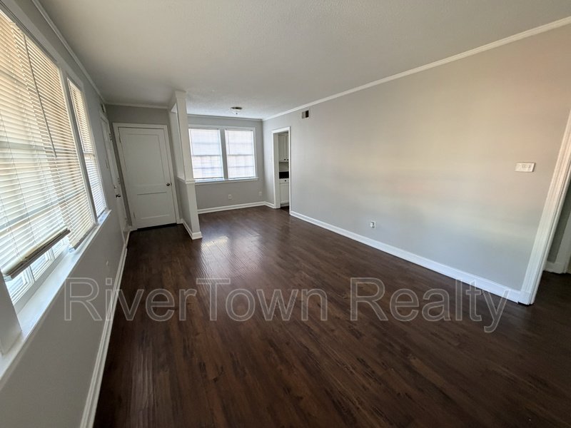Newly Renovated Charmer In High Point Terrace property image