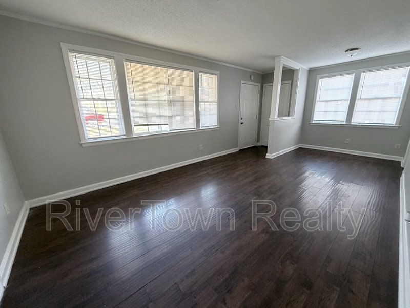 Newly Renovated Charmer In High Point Terrace property image