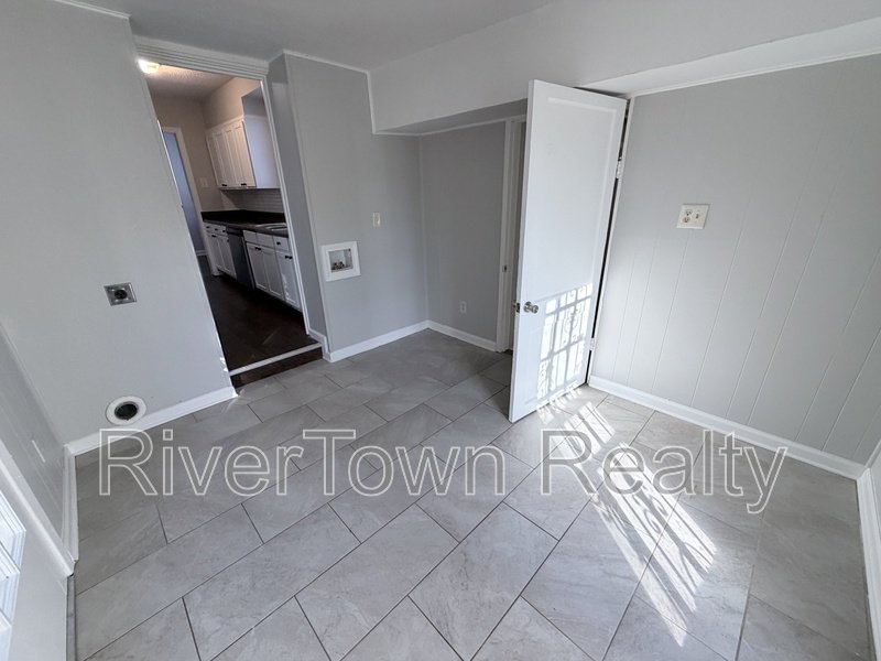 Newly Renovated Charmer In High Point Terrace property image