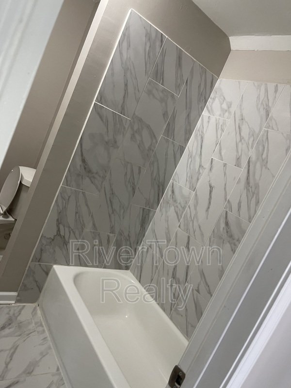 244 Garland St Apt 1 property image