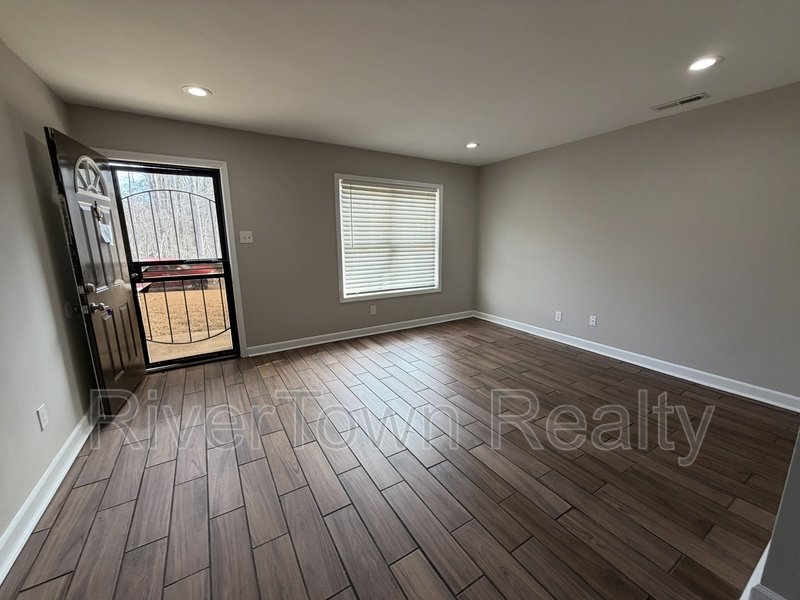 485 Quinn Rd property image