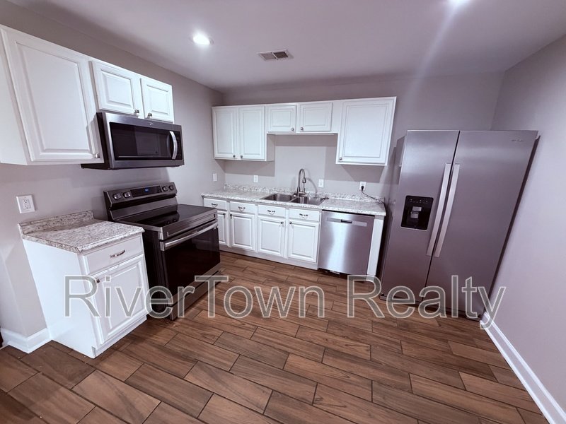 485 Quinn Rd property image