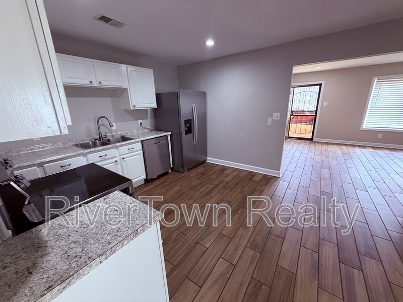 485 Quinn Rd property image