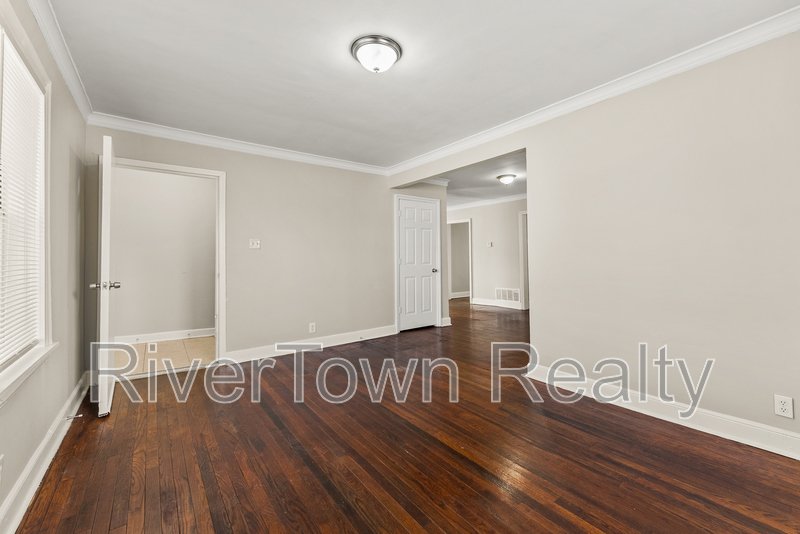 SECTION 8 FRIENDLY property image