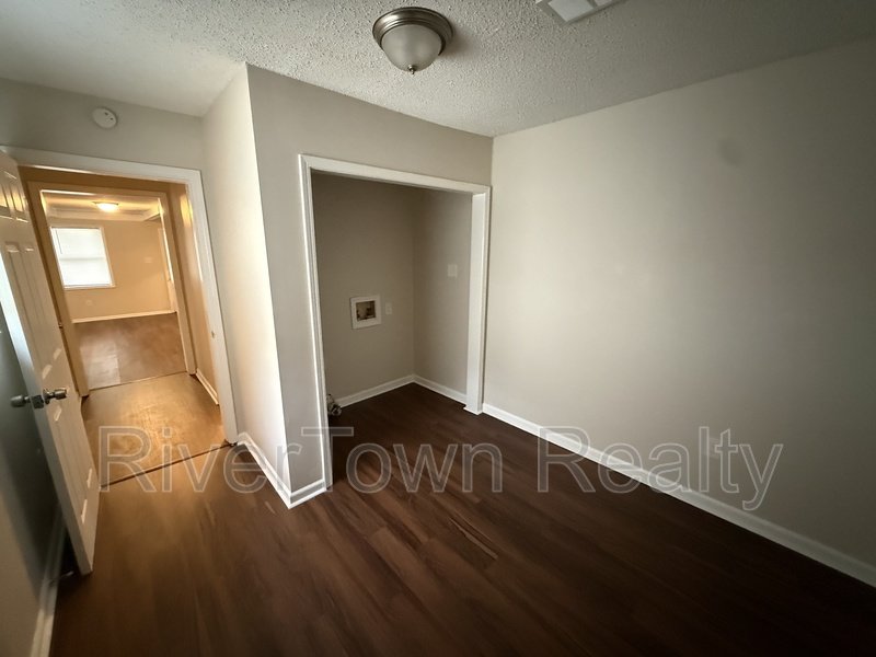 824 Milstead Rd property image