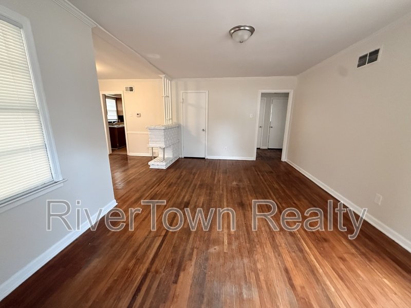 4343 Gailwood Ave property image