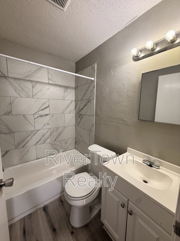 3757 Fairmont Ave property image