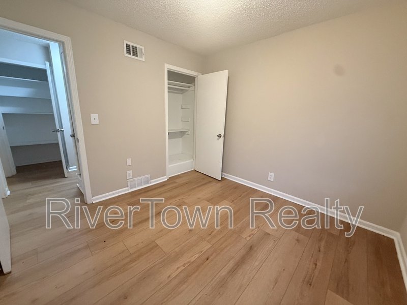 2964 Danville Rd property image