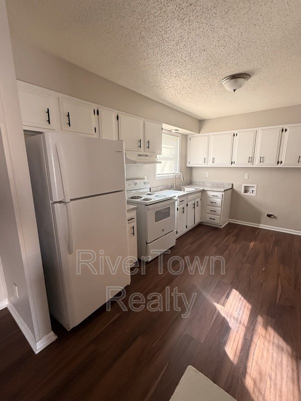 4070 Kerwin Dr property image