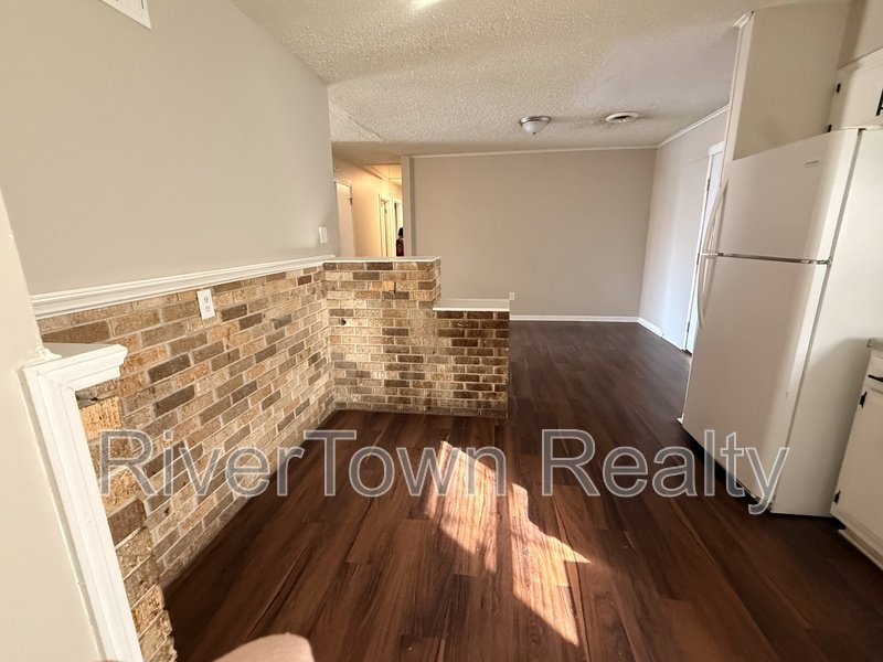 4070 Kerwin Dr property image