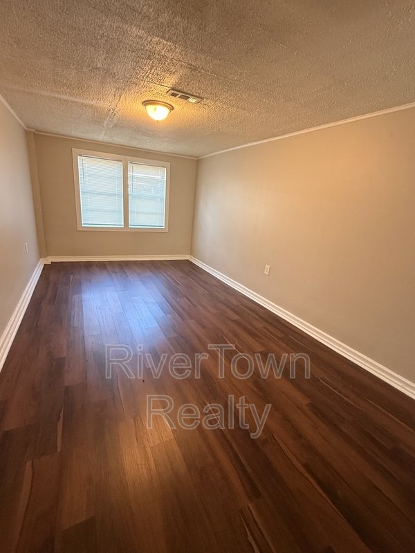 4070 Kerwin Dr property image