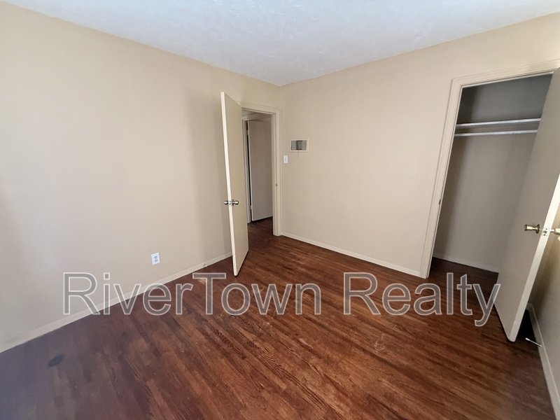 4960 Neely Rd property image