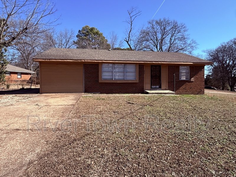 4860 Leonard Rd property image