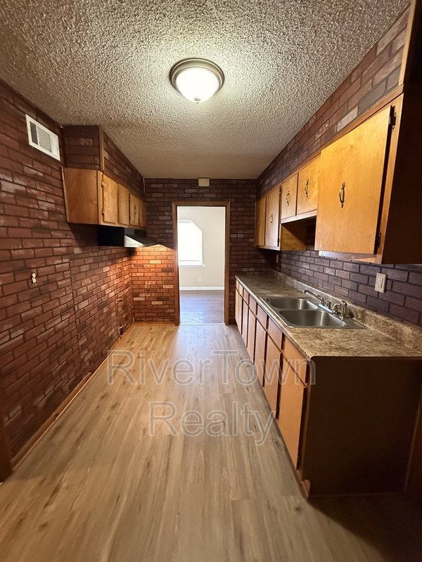 4860 Leonard Rd property image