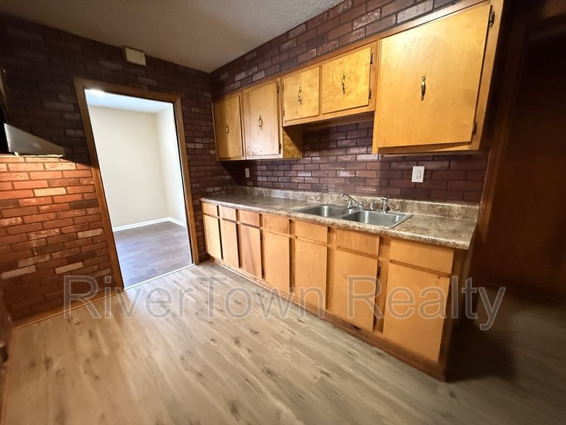 4860 Leonard Rd property image