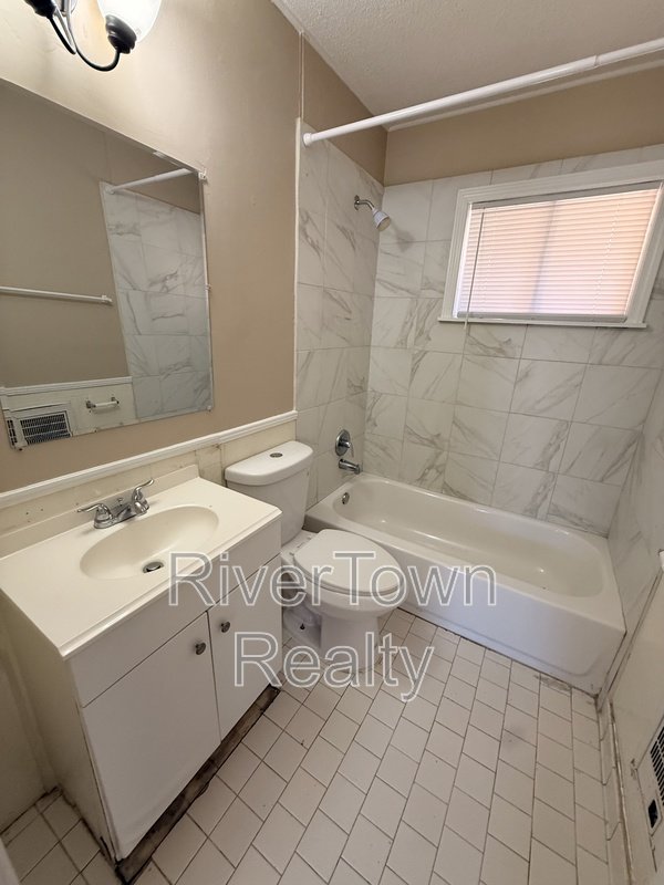 4860 Leonard Rd property image