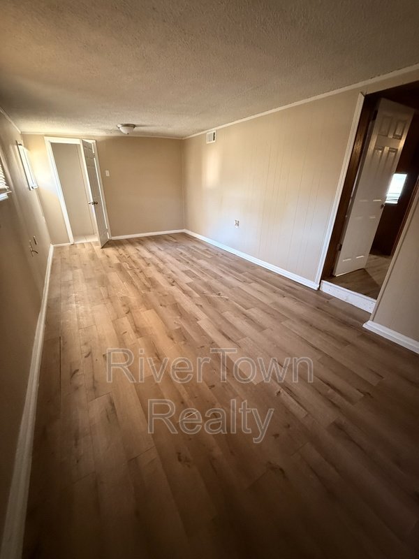 4860 Leonard Rd property image