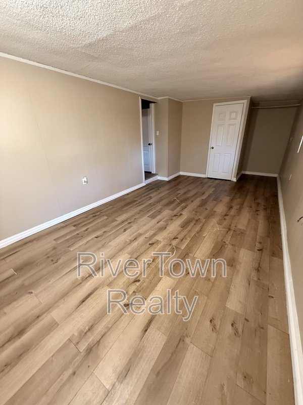 4860 Leonard Rd property image