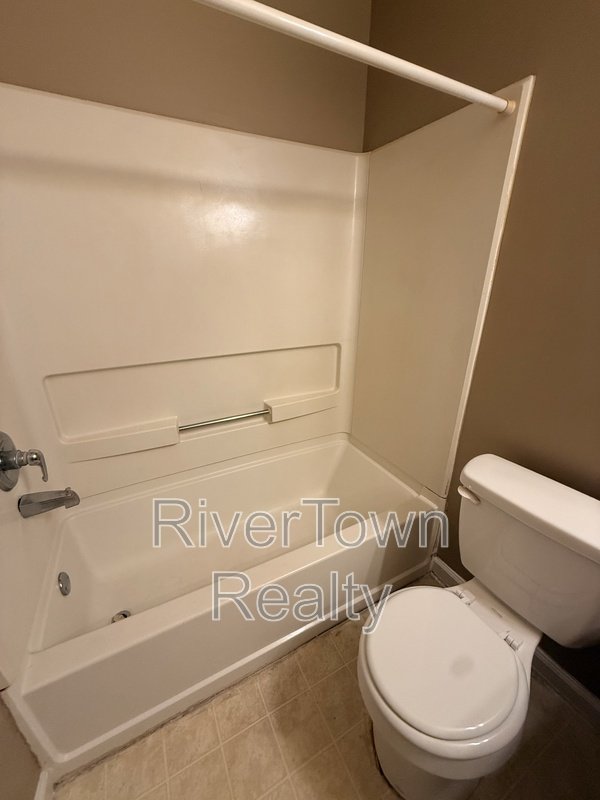 4591 Addington Dr property image