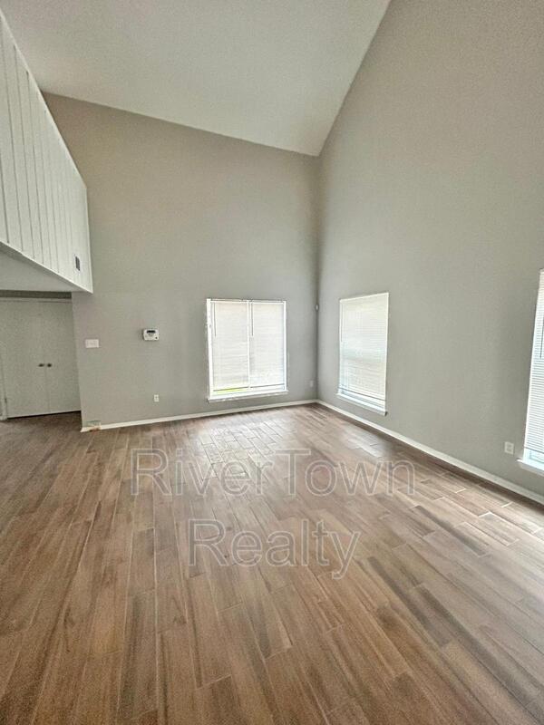 3353 Fairbanks St property image