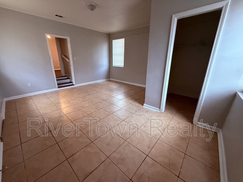 Very Spacious 3BR Home with Bonus Room & Garage in Frayser! property image