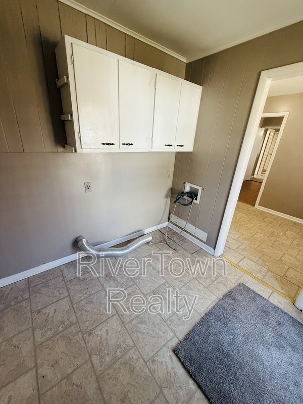 4866 Berrydale Ave property image