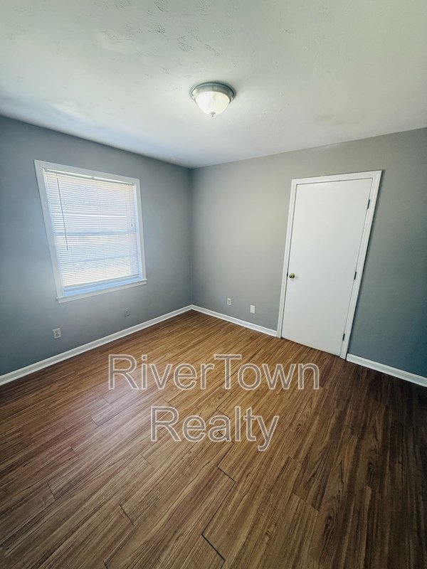 4866 Berrydale Ave property image