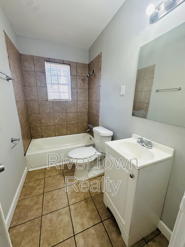 3235 Southern Ave property image