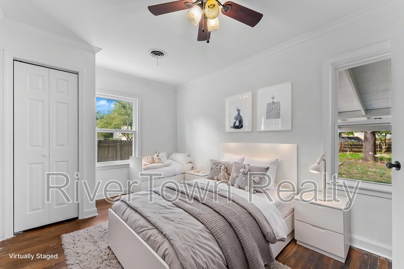 810 Indian Dr property image