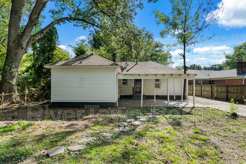 810 Indian Dr property image