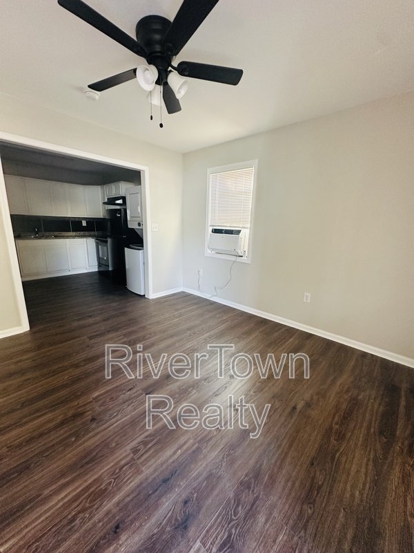 806 Baltimore St property image