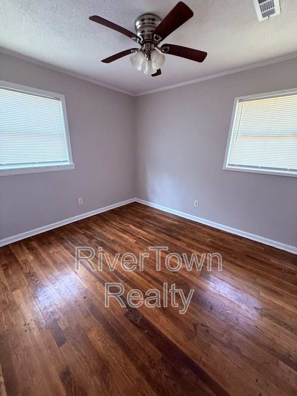 686 Delta Rd property image